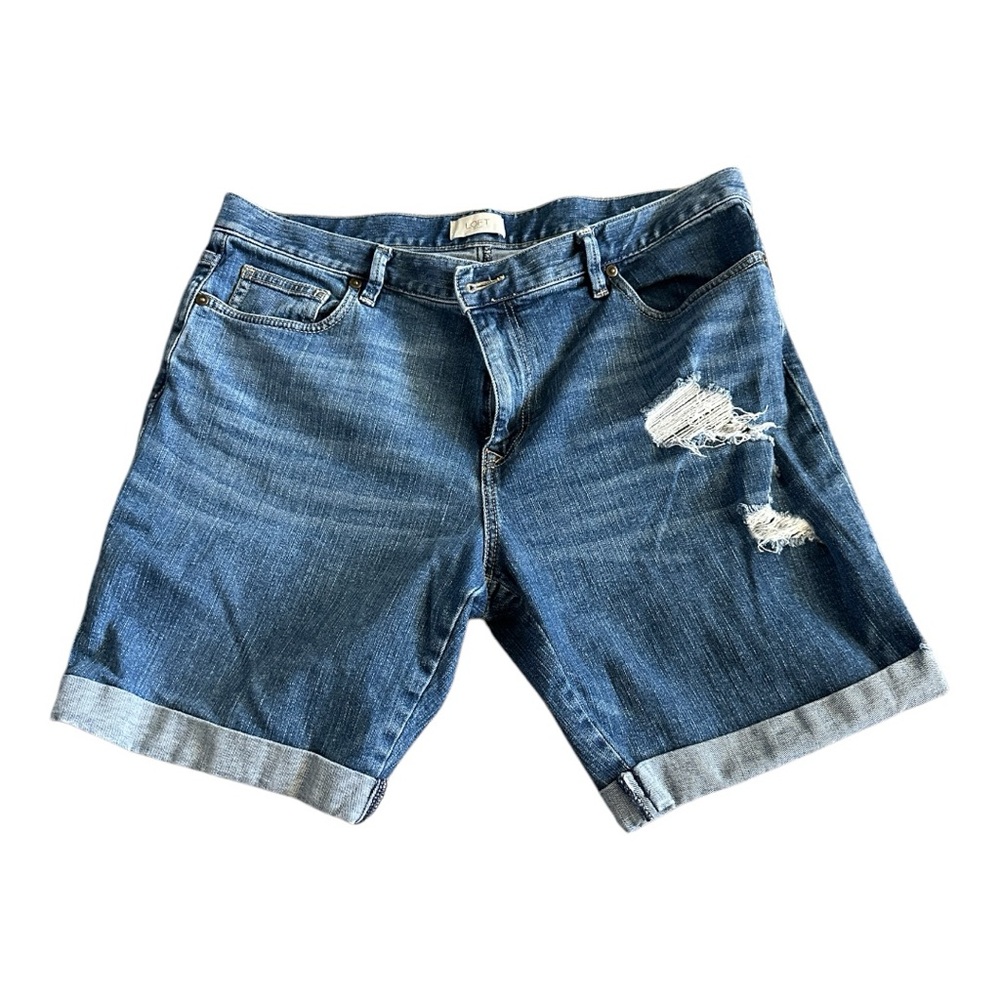 Loft denim jean distressed comfortable size 8 belt loops pockets shorts